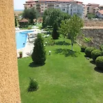 Chateau Aheloy Aparthotel