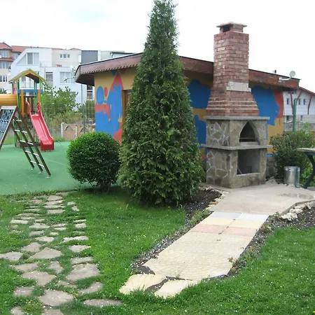 Chateau Aheloy Ahyolu