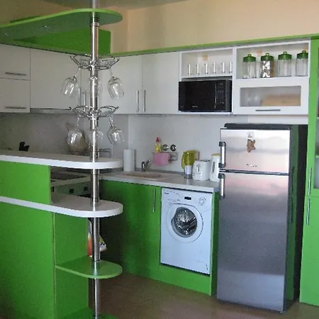 Chateau Aheloy Aparthotel 3*