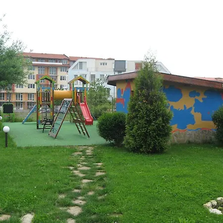 Aparthotel Chateau Aheloy 3*