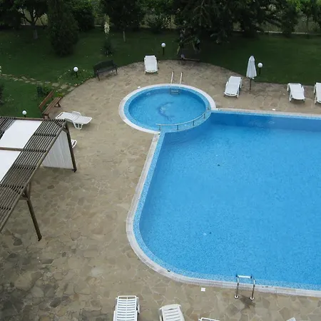 Aparthotel Chateau Aheloy