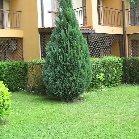 Aparthotel Chateau Aheloy